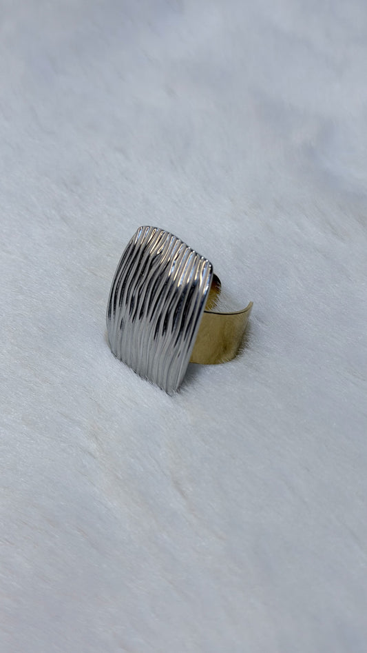 Anel Bicolor com Topo Texturizado