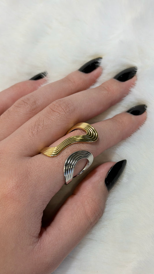 Anel Ondas Bicolor (dourado e prateado)