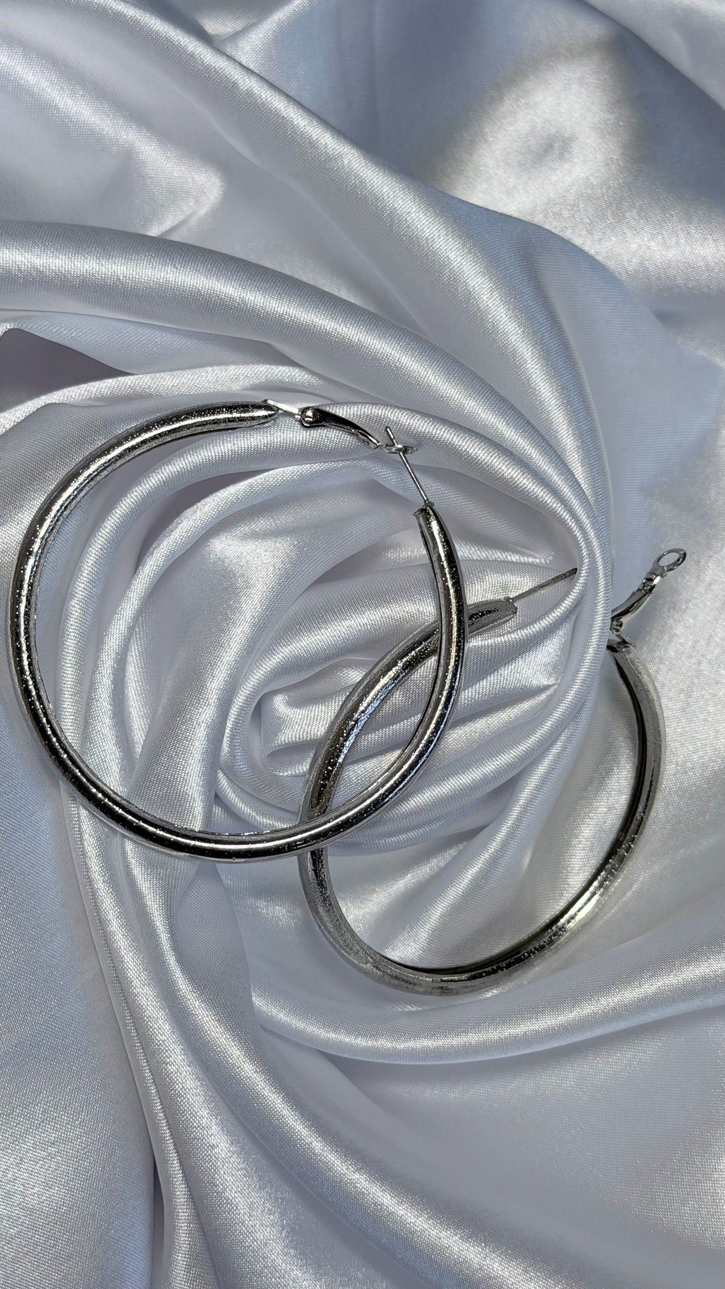 Brinco Argola Clássica Brilhante