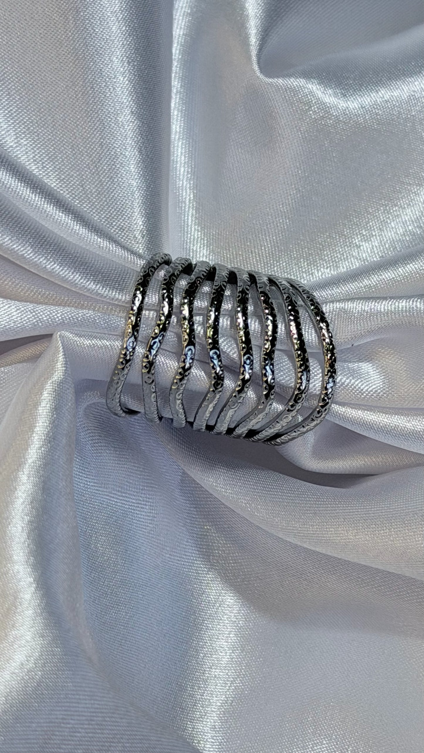 Anel Multifaixas Prateado Texturizado