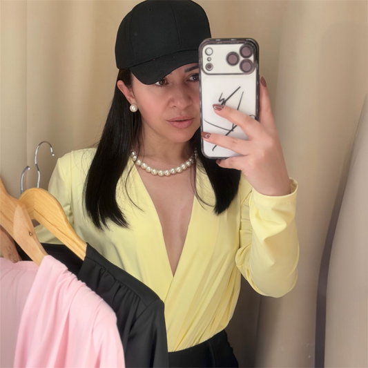 Body Suplex Sofia com Ombreiras e Decote Profundo