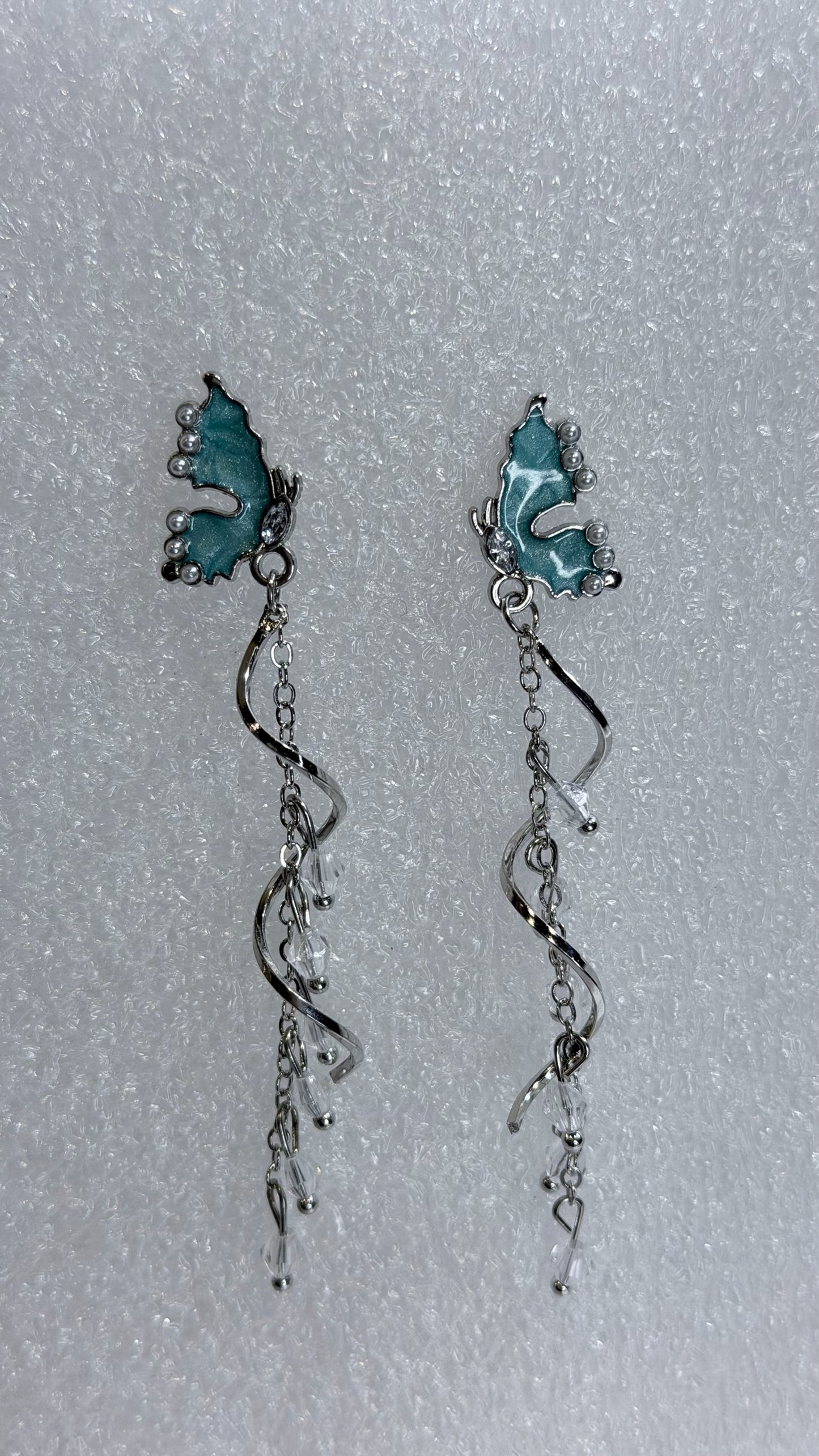 Brincos de Borboleta Azul